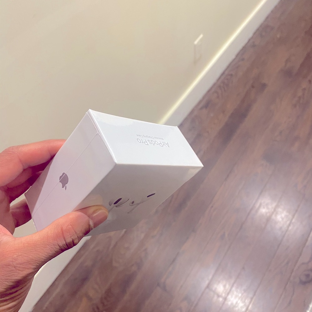 Apple AirPod pro headphone